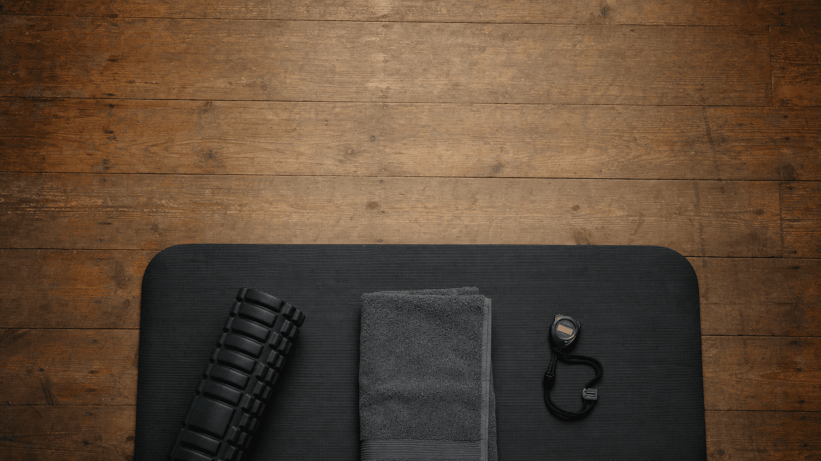 Mid-season hip-flexor maintenance: 12 minutes that protect your run off the bike