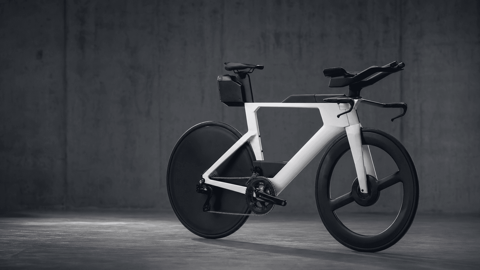 Canyon Speedmax CFR Di2 review (2026): aero ambition meets age-group practicality